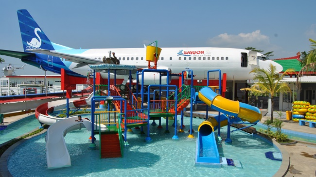 Edukasi Pesawat di Waterpark Saygon