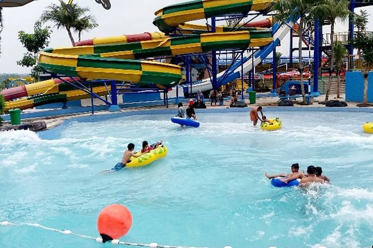 Wahana Air Seru di Waterpark Saygon Pasuruan