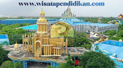 Atlantis Land Surabaya